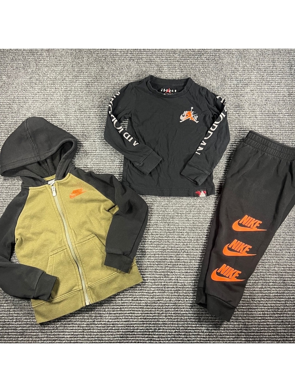 Nike Boys 3T 3-Piece Outfit Set with Hoodie, Long Sleeve Shirt, and Jogger Pants